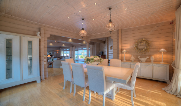 02__level_one_main_dining_room_01