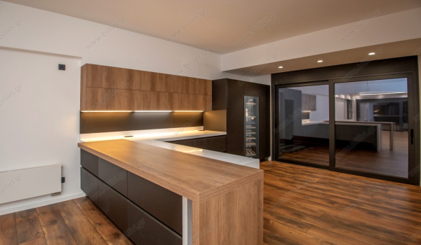 44_living_room_open_cold_kitchen_601959154