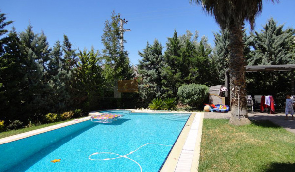 Πισίνα - Swimming pool